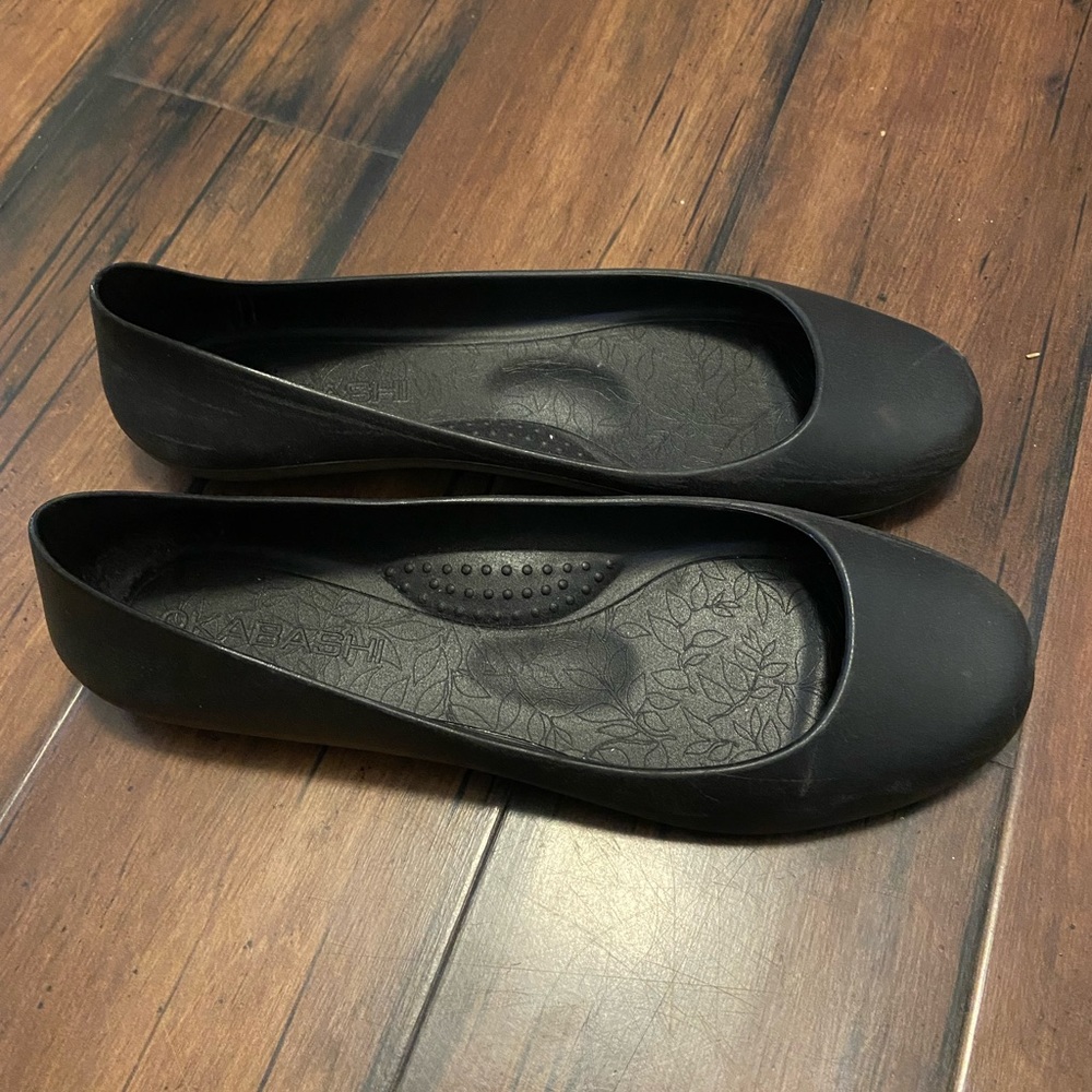 Okabashi Comfort Flats